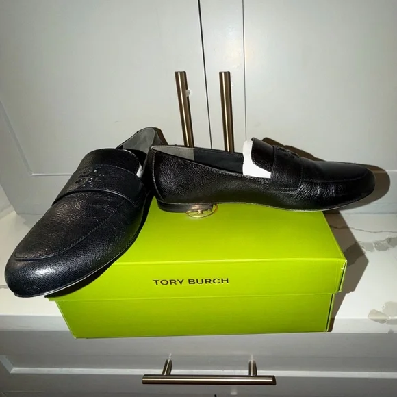 Tory Burch Women's Black Leather Loafers - Picture 7 of 8